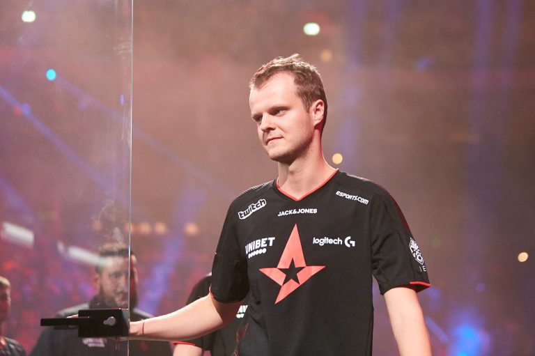 gla1ve with Astralis