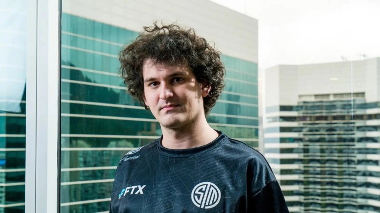 FTX founder Sam Bankman-Fried sporting a TSM jersey.