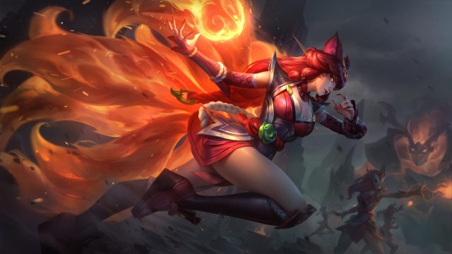 Foxfire Ahri splash art in League of Legends