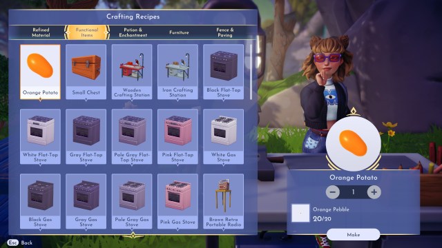 The player getting ready to craft the Orange Potato using the orange pebbles.