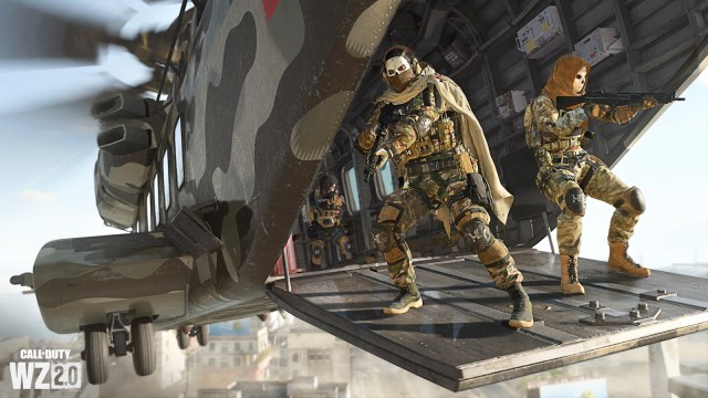 CoD operators preparing to jump out of a helicopter.