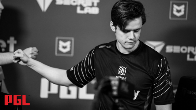 REZ photographed at the PGL Major RMR.