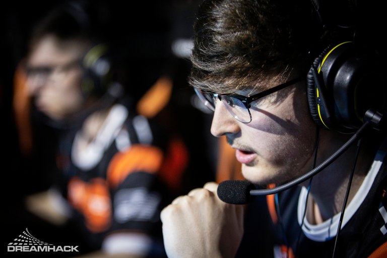 Rainbow Six player Skys at DreamHack Valencia 2019.