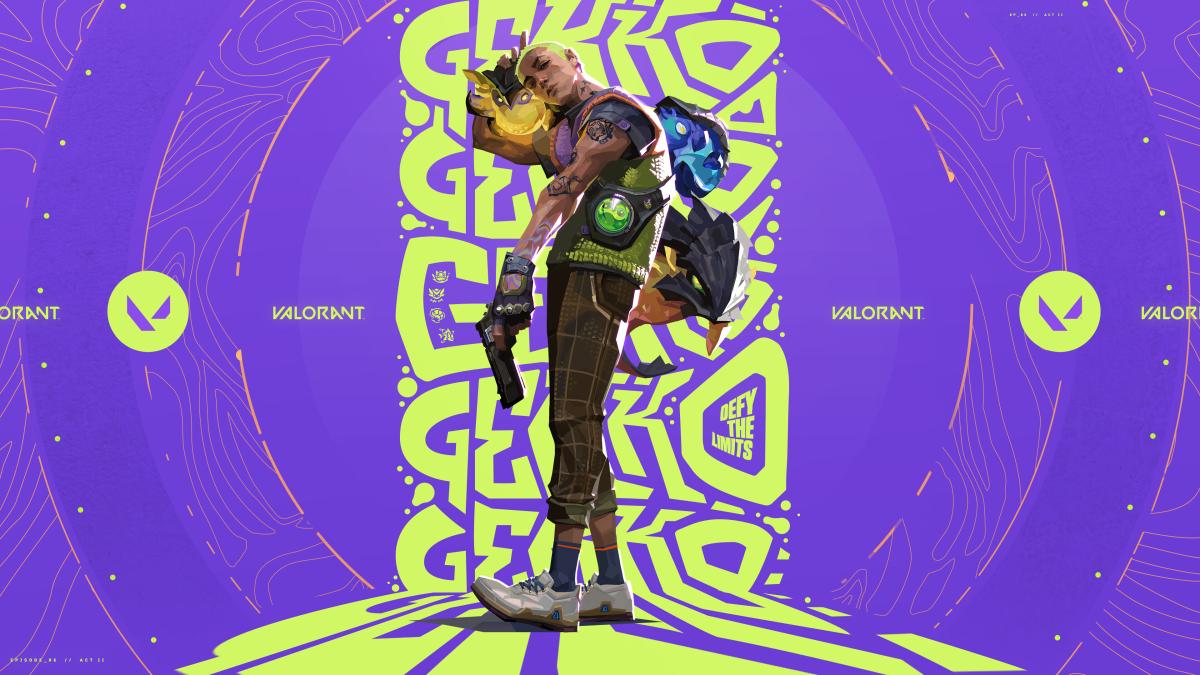 Gekko VALORANT holding a gun and his pet.