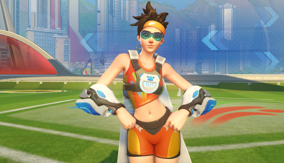 Tracer wearing her Sprinter Legendary skin on a Lucio ball field.