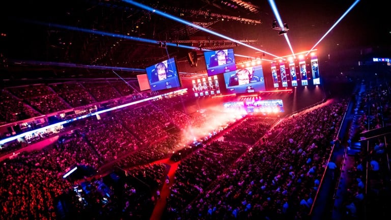 An overhead crowd shot of IEM Cologne 2022.