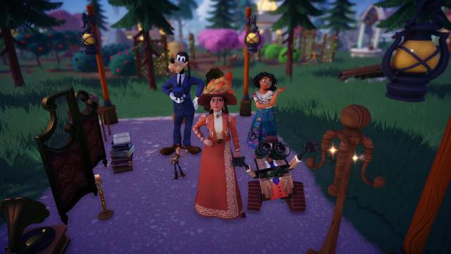 The player posing with Wall-E, Woody, Mirabel, and Goofy at a dance party in the "Strut Your Stuff" quest.