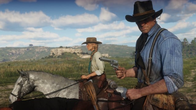 Arthur Morgan and a friend riding two horses in broad daylight.