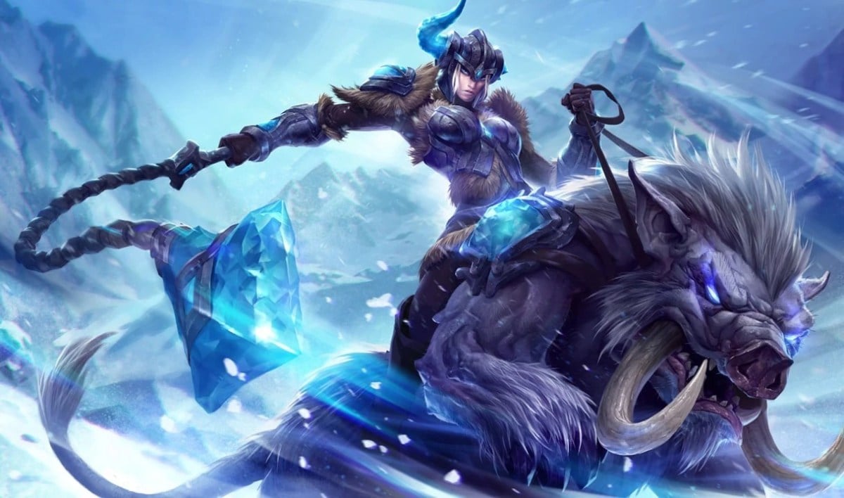 The League of Legends champion Sejuani as she appears in official spalsh art.