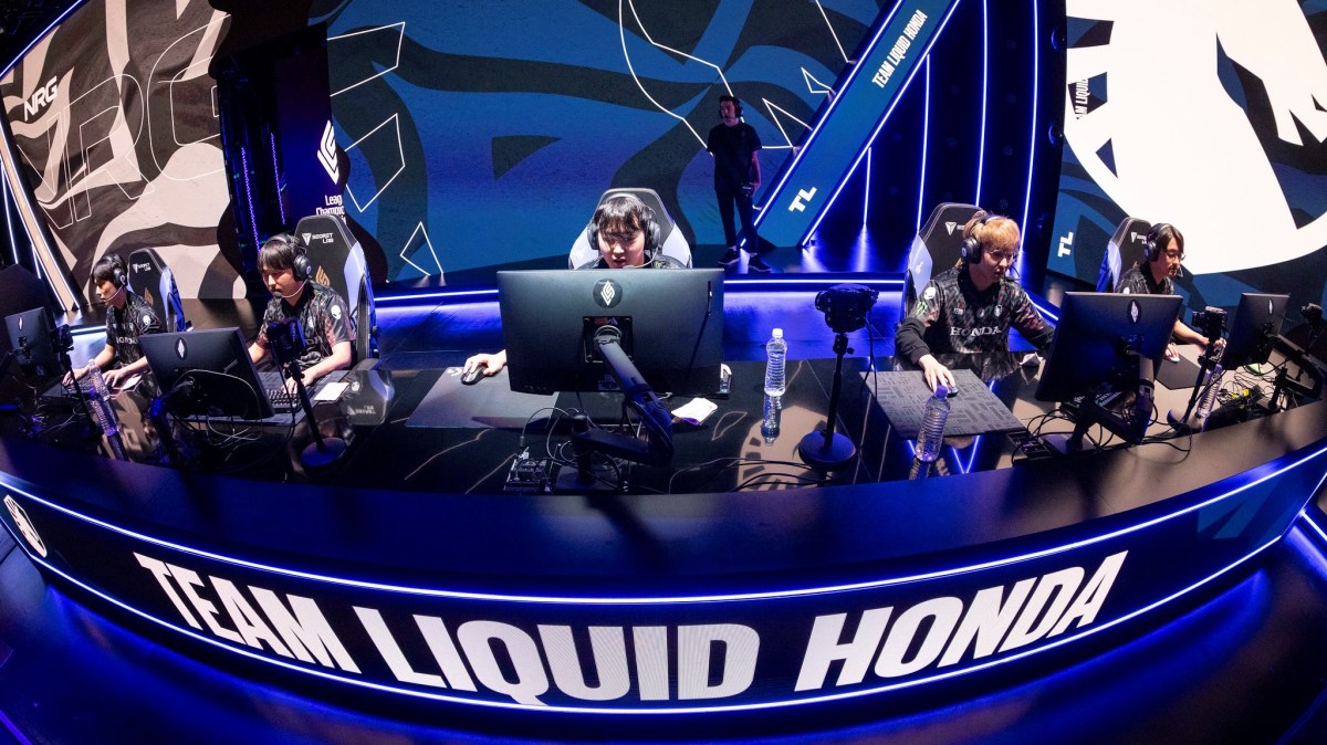 Team Liquid competing on stage during the 2023 LCS Summer Split.