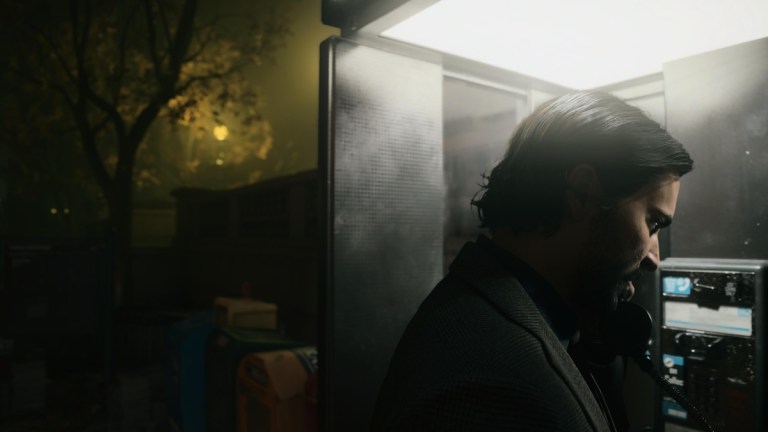 Alan Wake taking a phone call with mystery caller