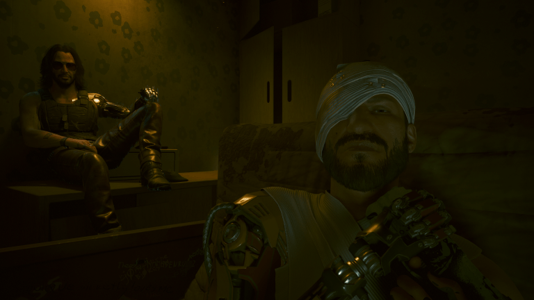 V putting a gun up to a bandaged man's neck while Johnny watches in the background (Cyberpunk 2077).