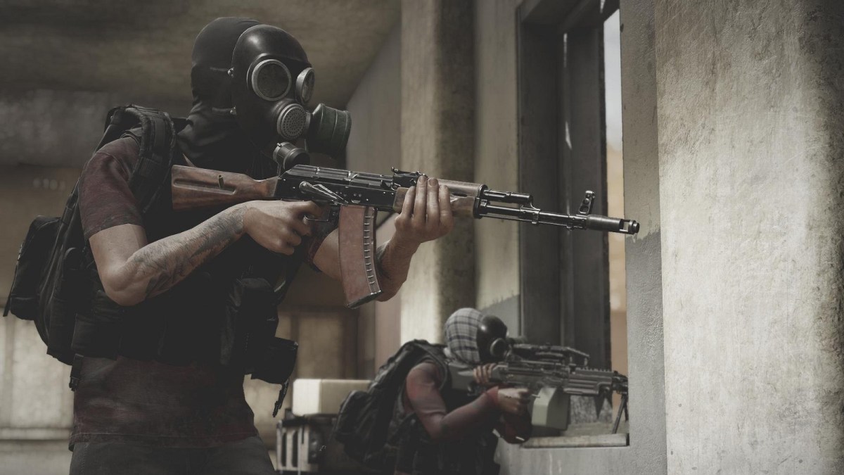 Insurgency Sandstorm soldiers wearing gas masks and holding gun