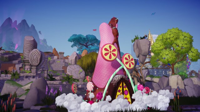 Vanellope's house being built.