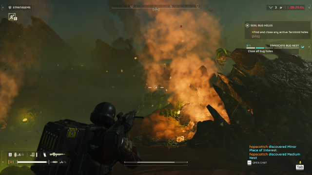 A Helldivers 2 player aiming an Autocannon into a bug news hole.