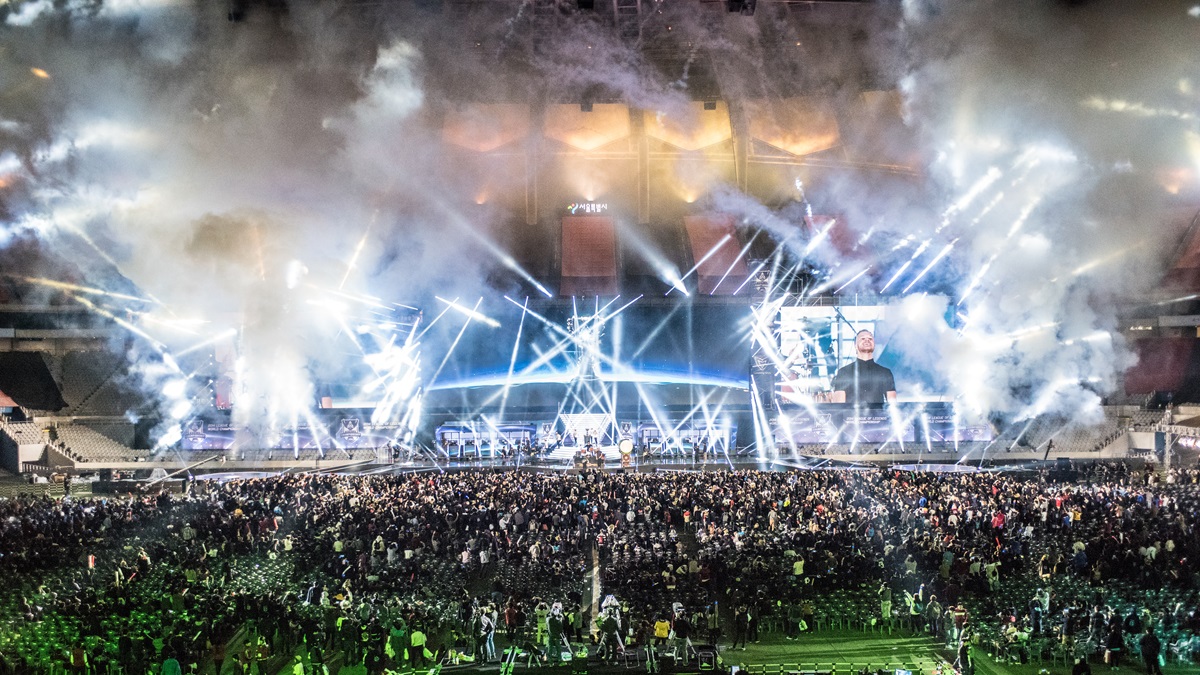 The Seoul World Cup Stadium hosting League of Legends Worlds Championship 2014.