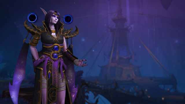 Xal'atath in a humanoid form standing
