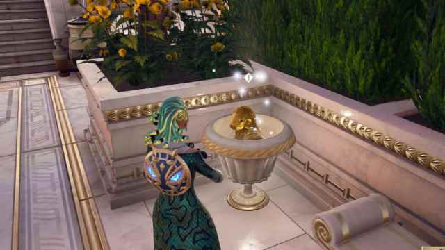 A vase with a Golden Fleece in Fortnite.