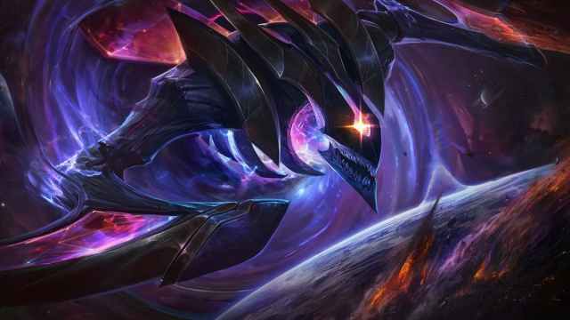 Kha'Zix looking to devour a planet.