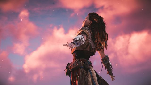 Aloy posing in the sunset, Horizon Zero Dawn.