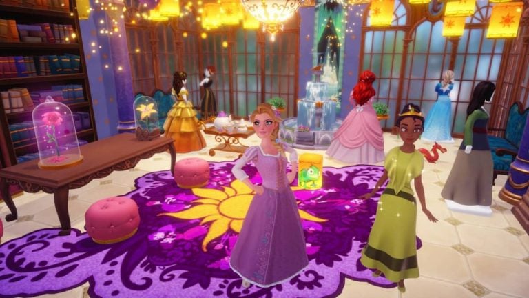 The player dressed as Rapunzel standing by Tiana with mannequins of Belle, Elsa, Anna, Mulan, and Ariel in the background in Disney Dreamlight Valley.