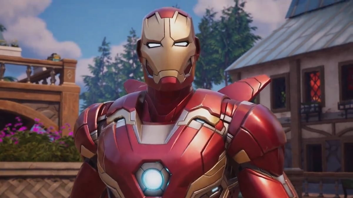 Picture showing Iron Man with his mythics in Fortnite.