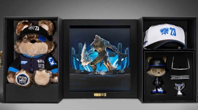 Worlds 2023 Unlocked box shows a plushie of Tibbers, a hat, and a Renekton figurine as well as few other collectible items