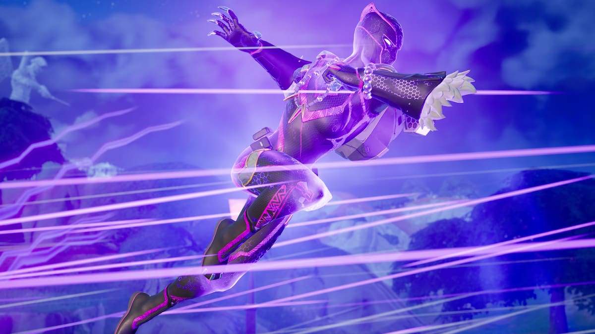 Shuri lunging forward with her claws in Fortnite.