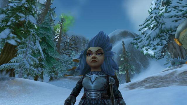 Gnome Warrior standing in the snow in Dun Morogh in World of Warcraft.