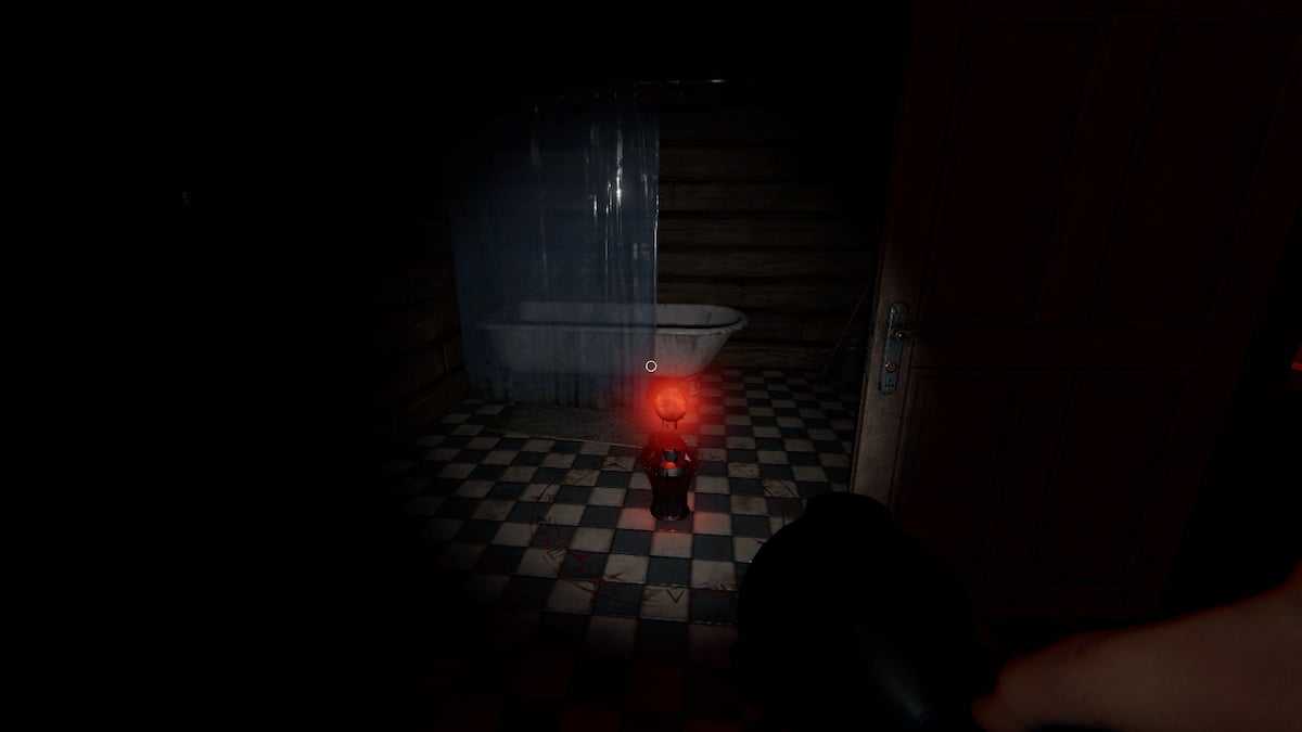 A Totem on the floor in a bathroom in Phasmophobia. 