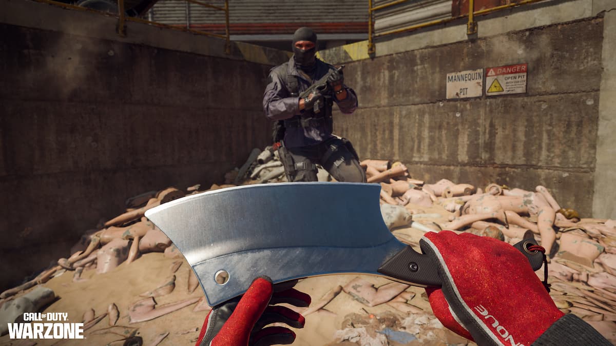 Butcher Knife melee weapon in Black Ops 6. An operator brandishes it with an enemy wearing a balaclava stands in front of them.