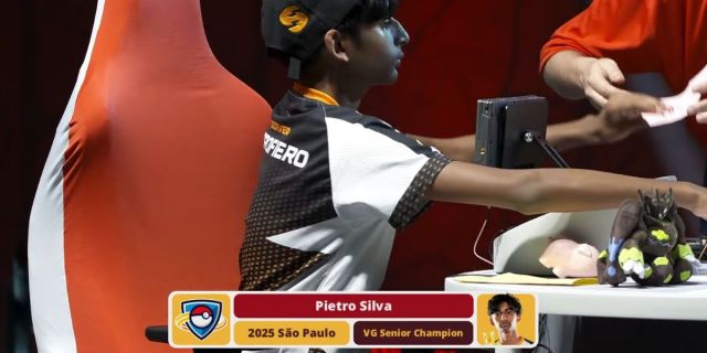 Pietro Silva winning Pokémon LAIC 2025 Senior VGC Championships.