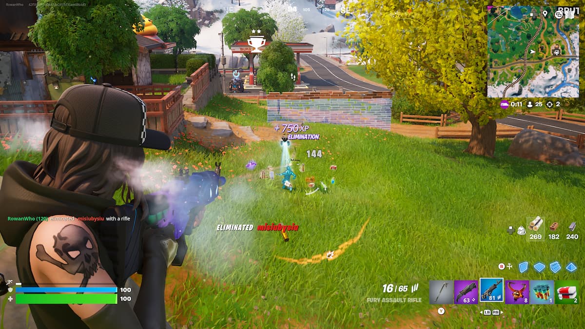fortnite players fighting in a green field
