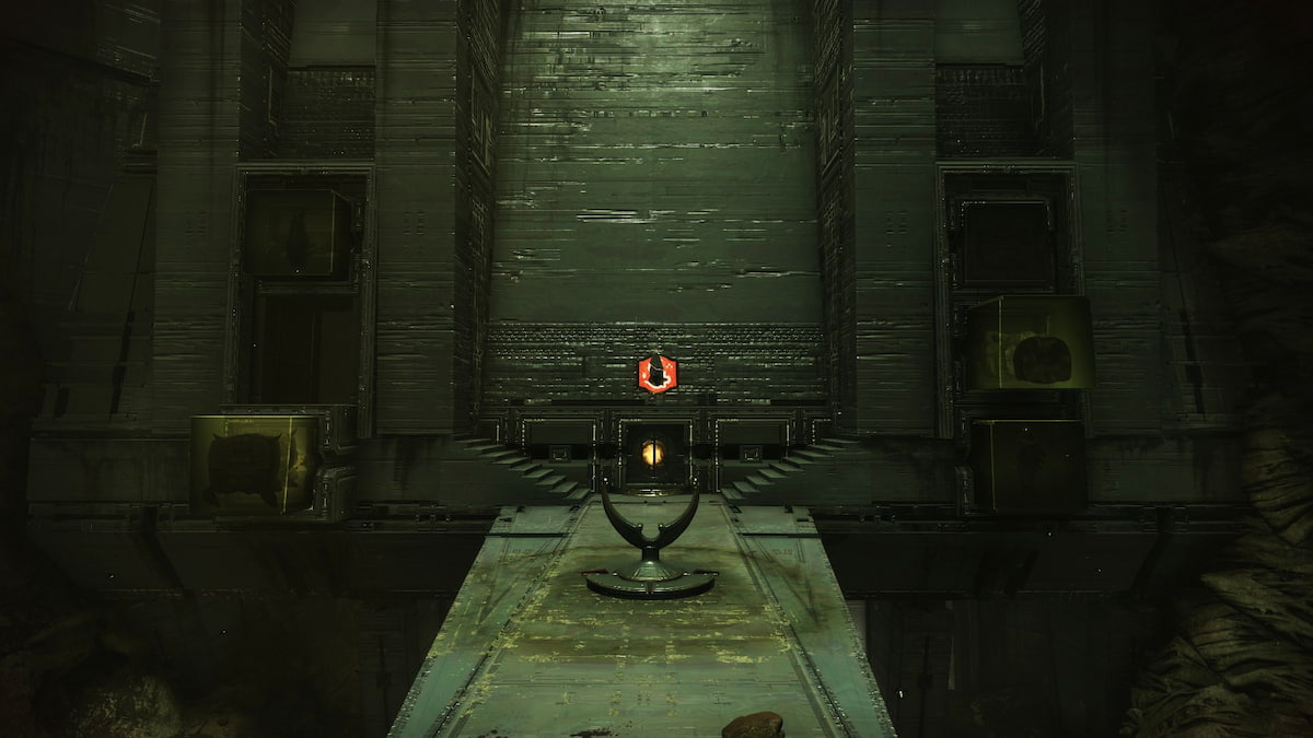 A room with the Worm glyph in the Sundered Doctrine dungeon. There's an opening to the left of the glyph.