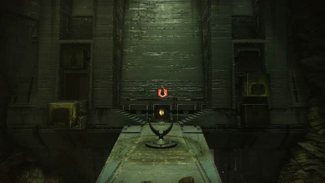 A room with the Worm glyph in the Sundered Doctrine dungeon. There's an opening to the left of the glyph.