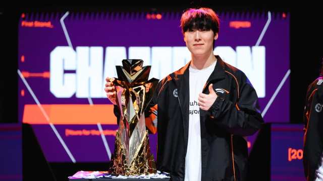 Zeka of Hanwha Life Esports poses with the trophy after being titled first ever champions at First Stand Tournament 2025 Grand Finals on March 16, 2025 at LoL Park in Seoul, Korea.