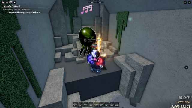 A Fish player is listening to the notes